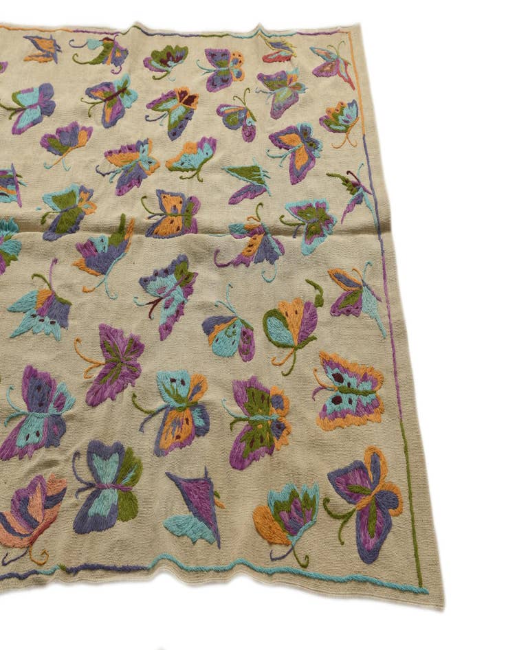 Detail image of 4' 9 x 6' 2  Hand Woven Kilim Suzani Wool Rug