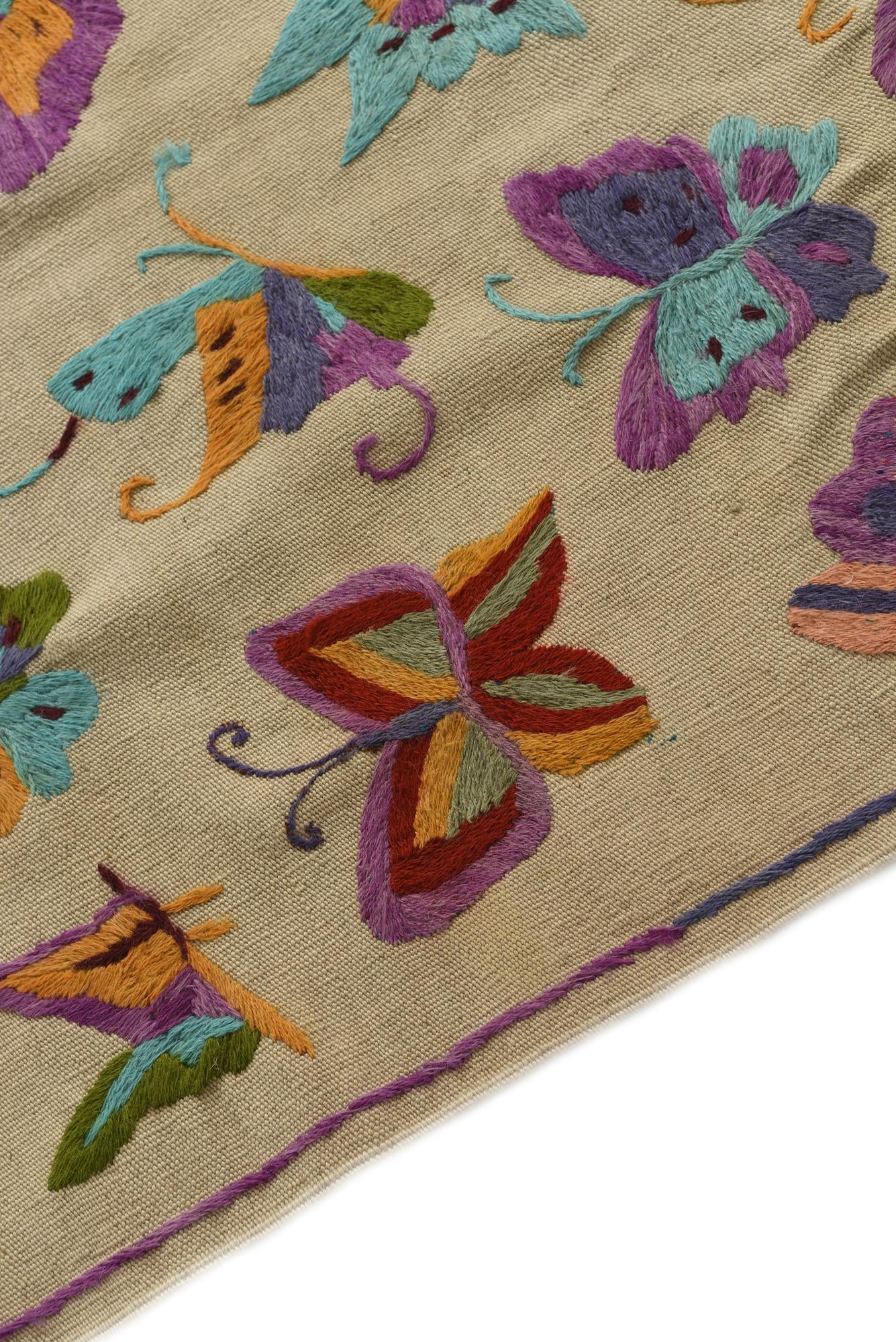 4' 9 x 6' 2 Hand Woven Kilim Suzani Wool Rug