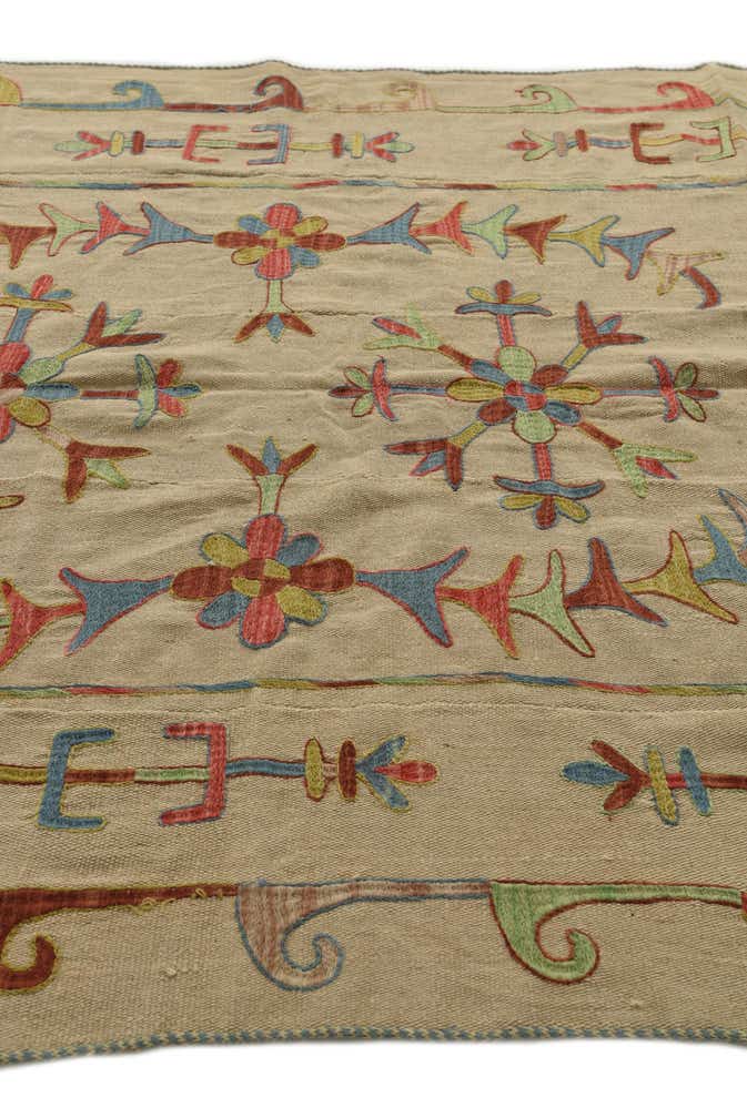 5' 5 x 7' 10 Hand Woven Kilim Suzani Wool Rug