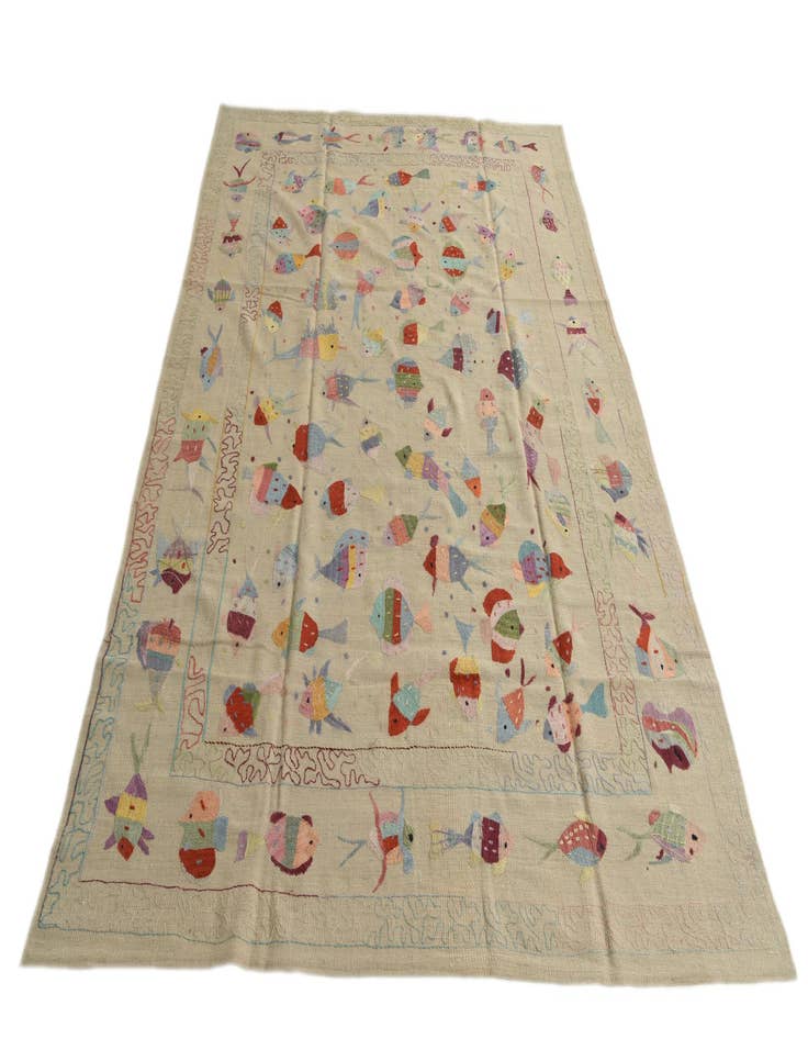 Detail image of 6' 6 x 9' 2  Hand Woven Kilim Suzani Wool Rug