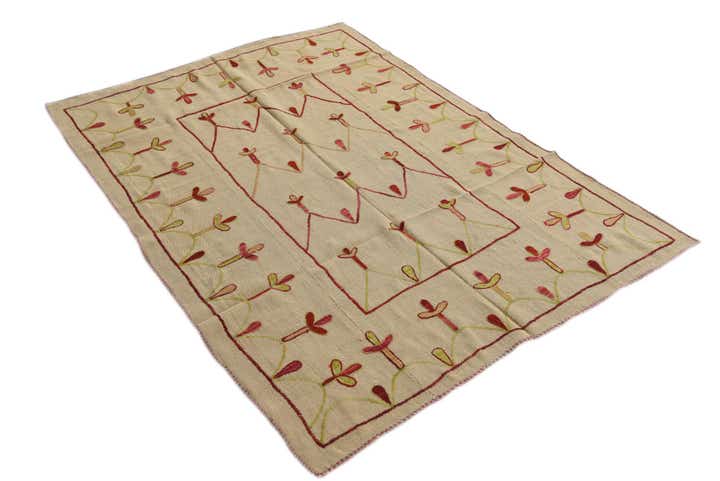 4' 9 x 6' 6 Hand Woven Kilim Suzani Wool Rug