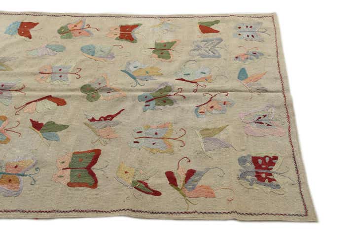 4' 3 x 5' 9 Hand Woven Kilim Suzani Wool Rug