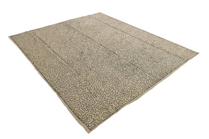 Detail image of 8' 4 x 9' 7 Hand Woven Kilim Suzani Wool Rug