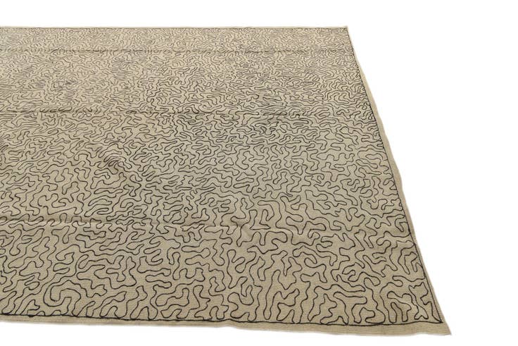 Detail image of 8' 4 x 9' 7 Hand Woven Kilim Suzani Wool Rug