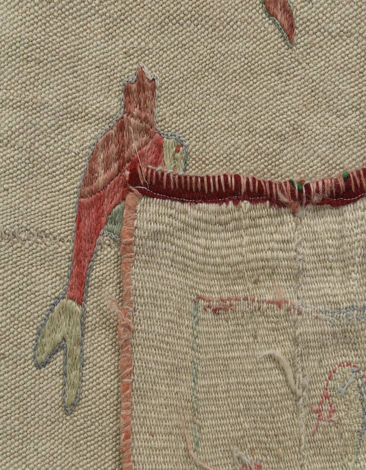 Detail image of 4' 10 x 6' 2  Hand Woven Kilim Suzani Wool Rug