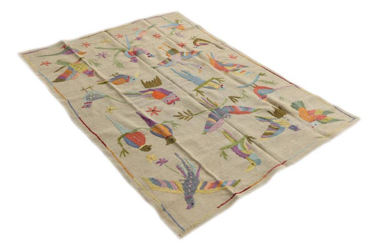 Detail image of 4' 2 x 5' 7 Hand Woven Kilim Suzani Wool Rug