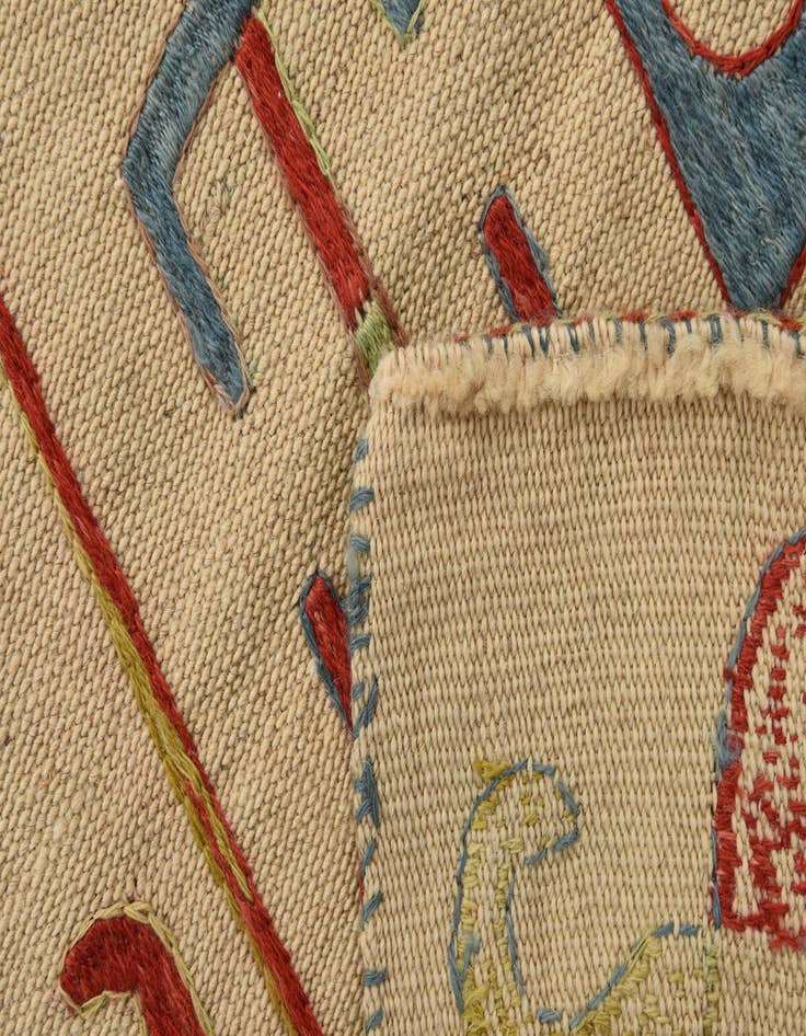 Detail image of 5' 5 x 7' 9  Hand Woven Kilim Suzani Wool Rug