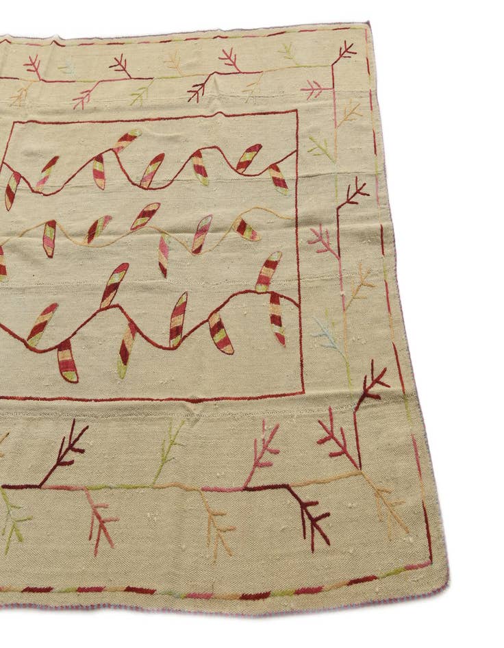 Detail image of 5' 3 x 6' 6 Hand Woven Kilim Suzani Wool Rug