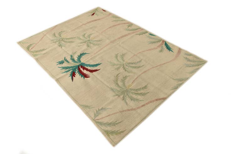 Detail image of 4' 1 x 5' 8 Hand Woven Kilim Suzani Wool Rug