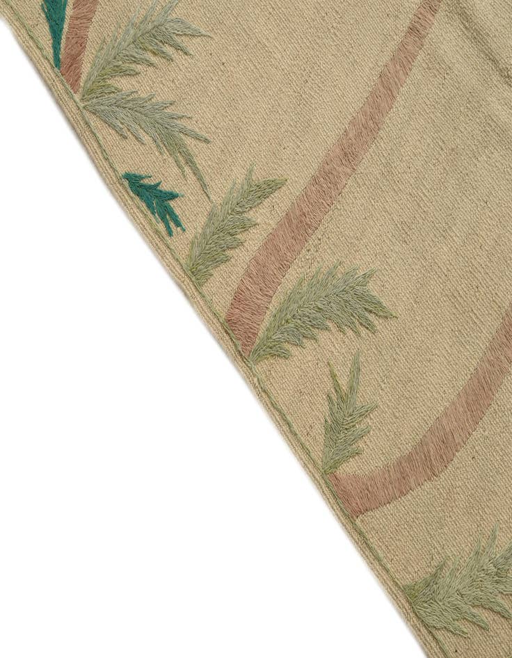 Detail image of 4' 1 x 5' 8 Hand Woven Kilim Suzani Wool Rug