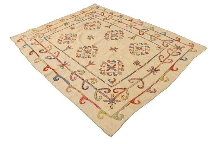 Detail image of 5' 10 x 7' 3 Hand Woven Kilim Suzani Wool Rug