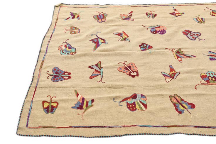 Detail image of 4' 10 x 6' 10 Hand Woven Kilim Suzani Wool Rug