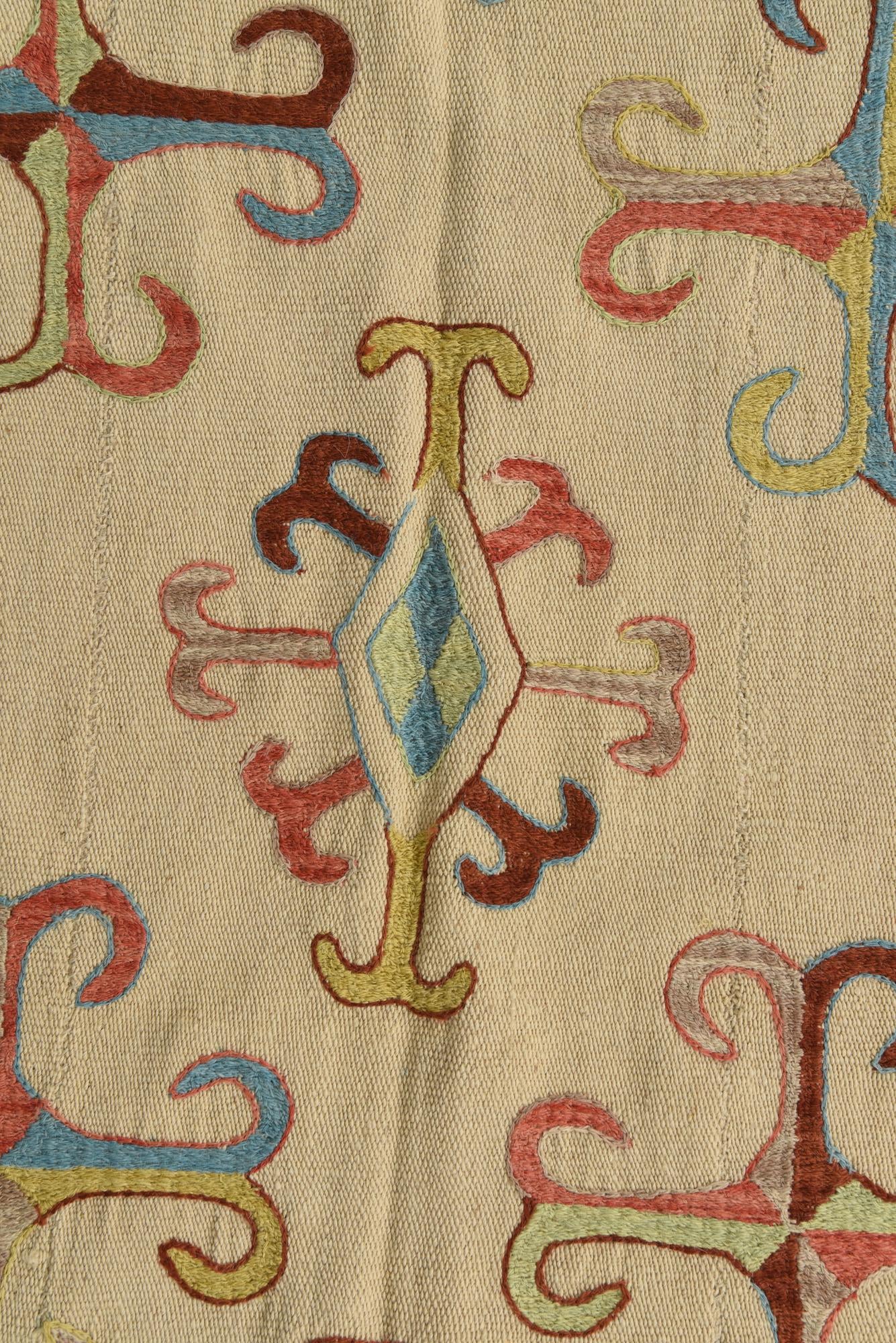 5' 9 x 7' 9 Hand Woven Kilim Suzani Wool Rug