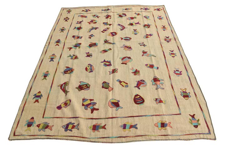 Detail image of 5' 9 x 7' 7 Hand Woven Kilim Suzani Wool Rug