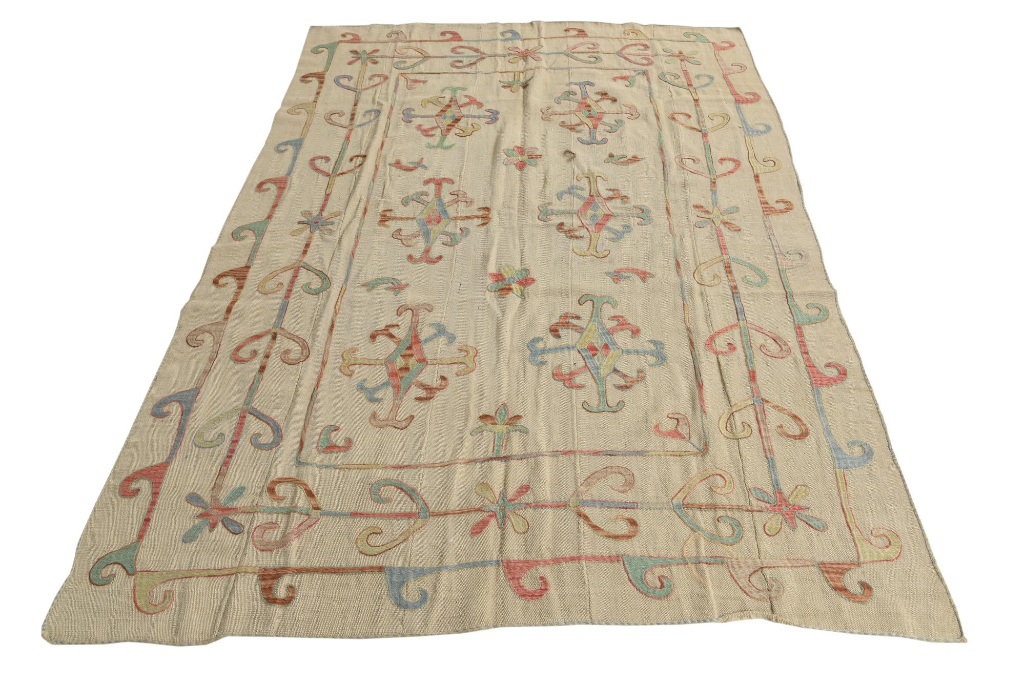 5' 5 x 7' 9 Hand Woven Kilim Suzani Wool Rug