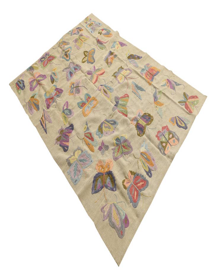 Detail image of 4' 8 x 6' 5  Hand Woven Kilim Suzani Wool Rug