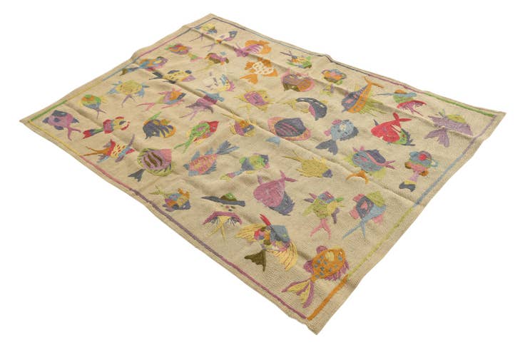Detail image of 4' x 5' 8 Hand Woven Kilim Suzani Wool Rug