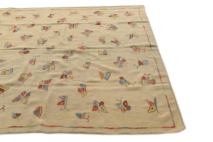 Detail image of 5' 9 x 7' 8 Hand Woven Kilim Suzani Wool Rug