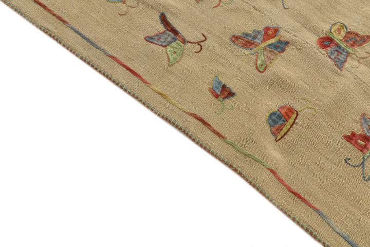 5' 9 x 7' 8 Hand Woven Kilim Suzani Wool Rug