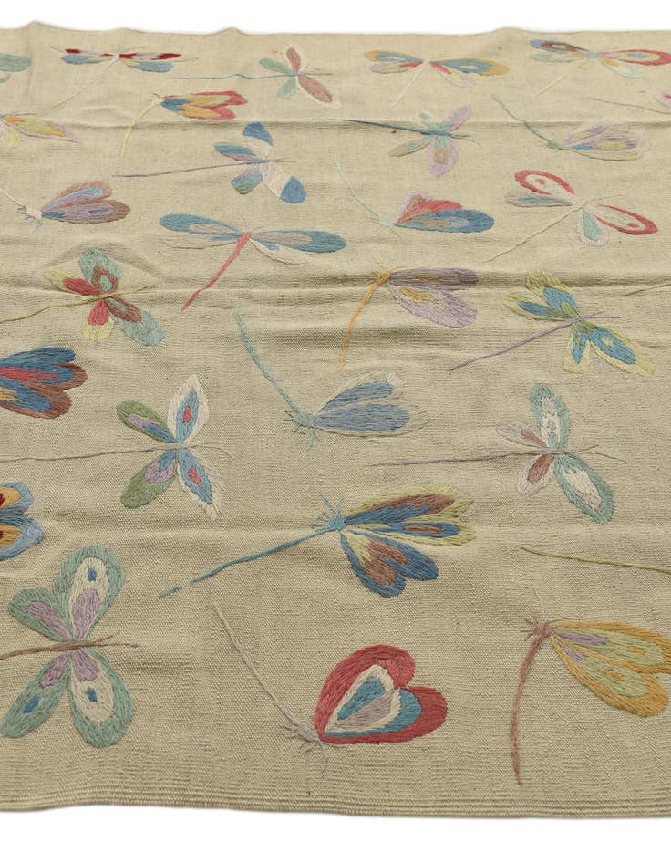 Detail image of 5' 10 x 7' 5  Hand Woven Kilim Suzani Wool Rug