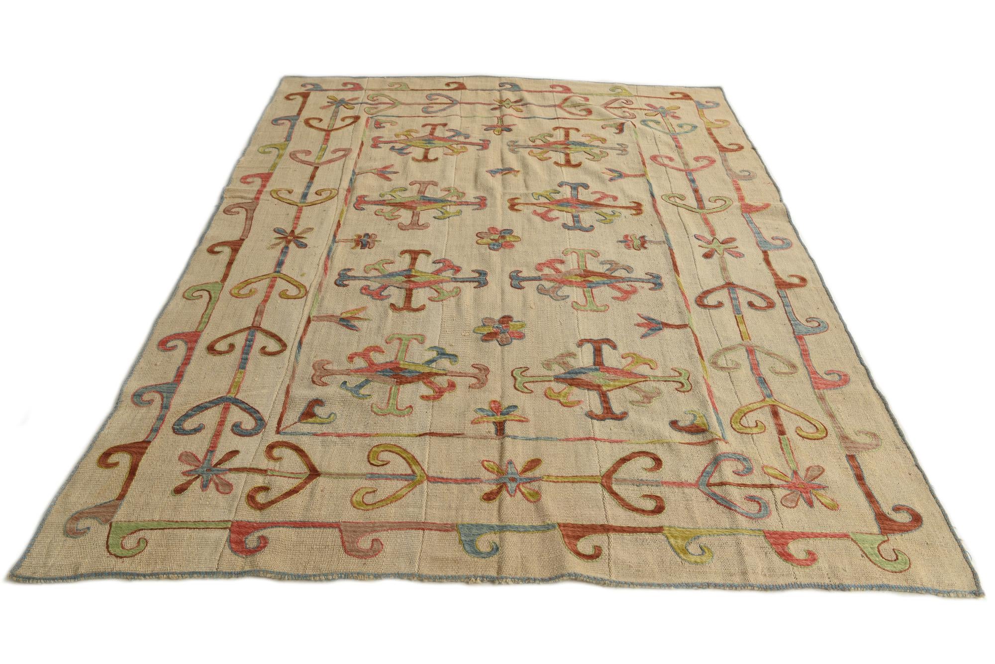 5' 9 x 7' 10 Hand Woven Kilim Suzani Wool Rug