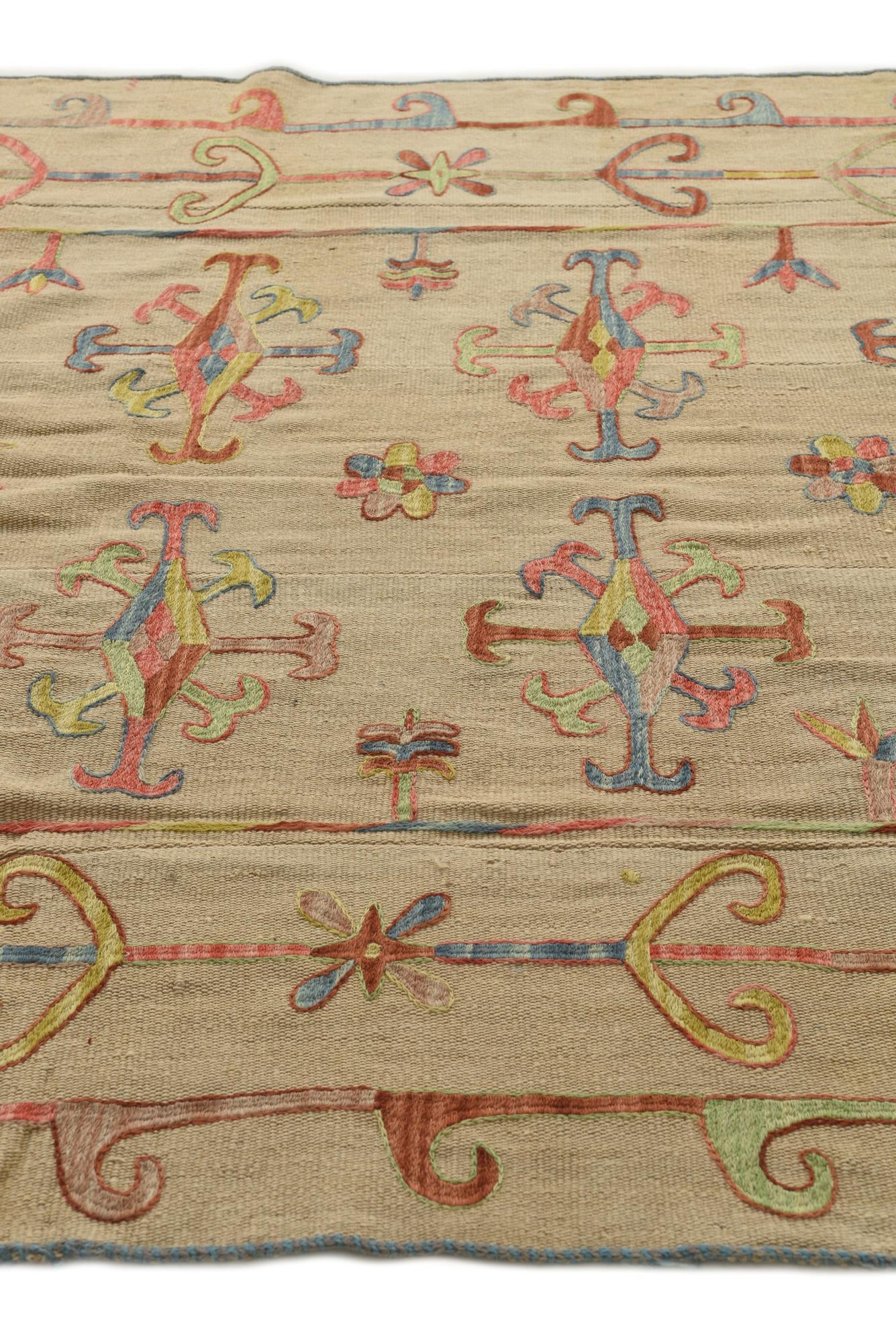 5' 9 x 7' 10 Hand Woven Kilim Suzani Wool Rug