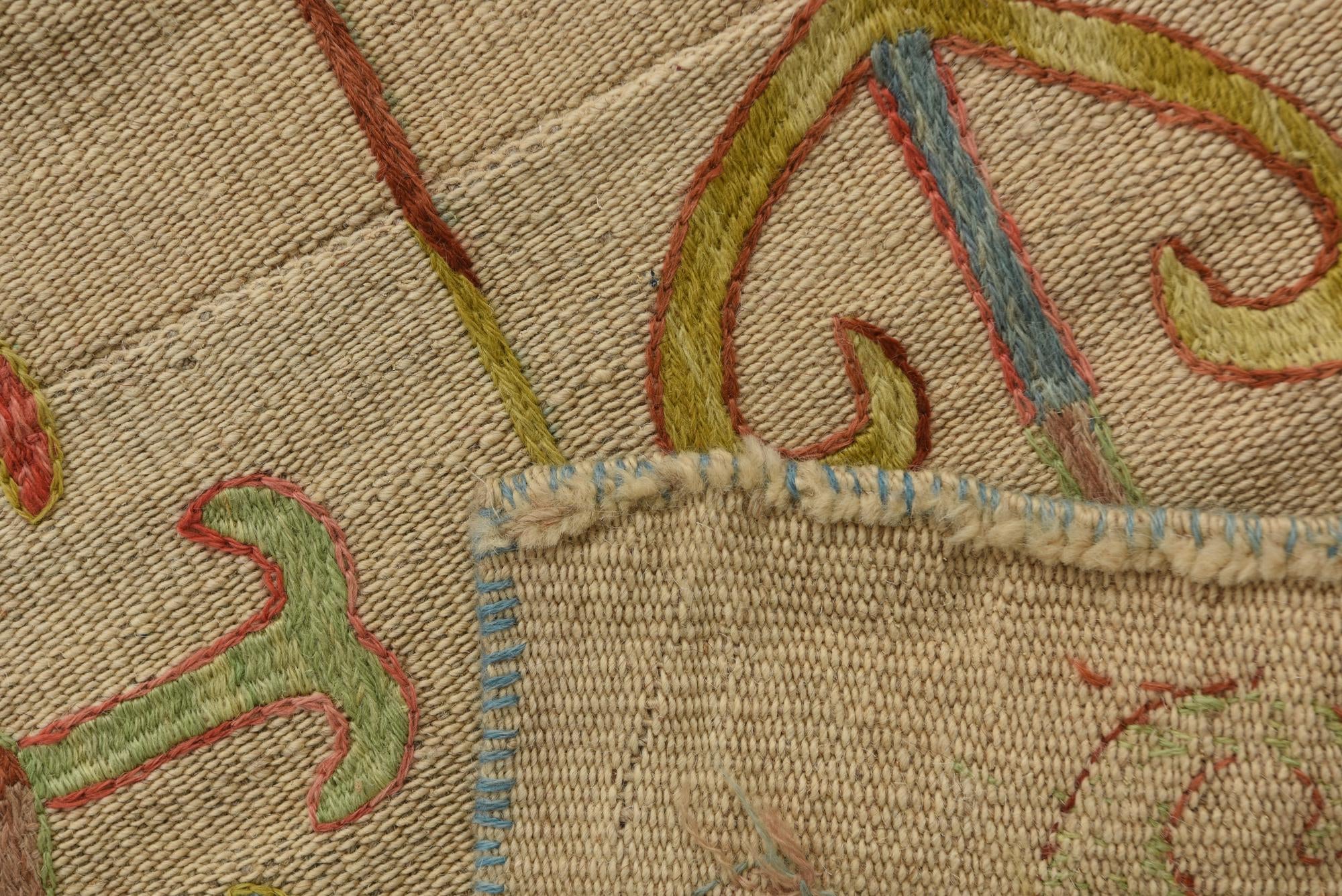 5' 9 x 7' 10 Hand Woven Kilim Suzani Wool Rug