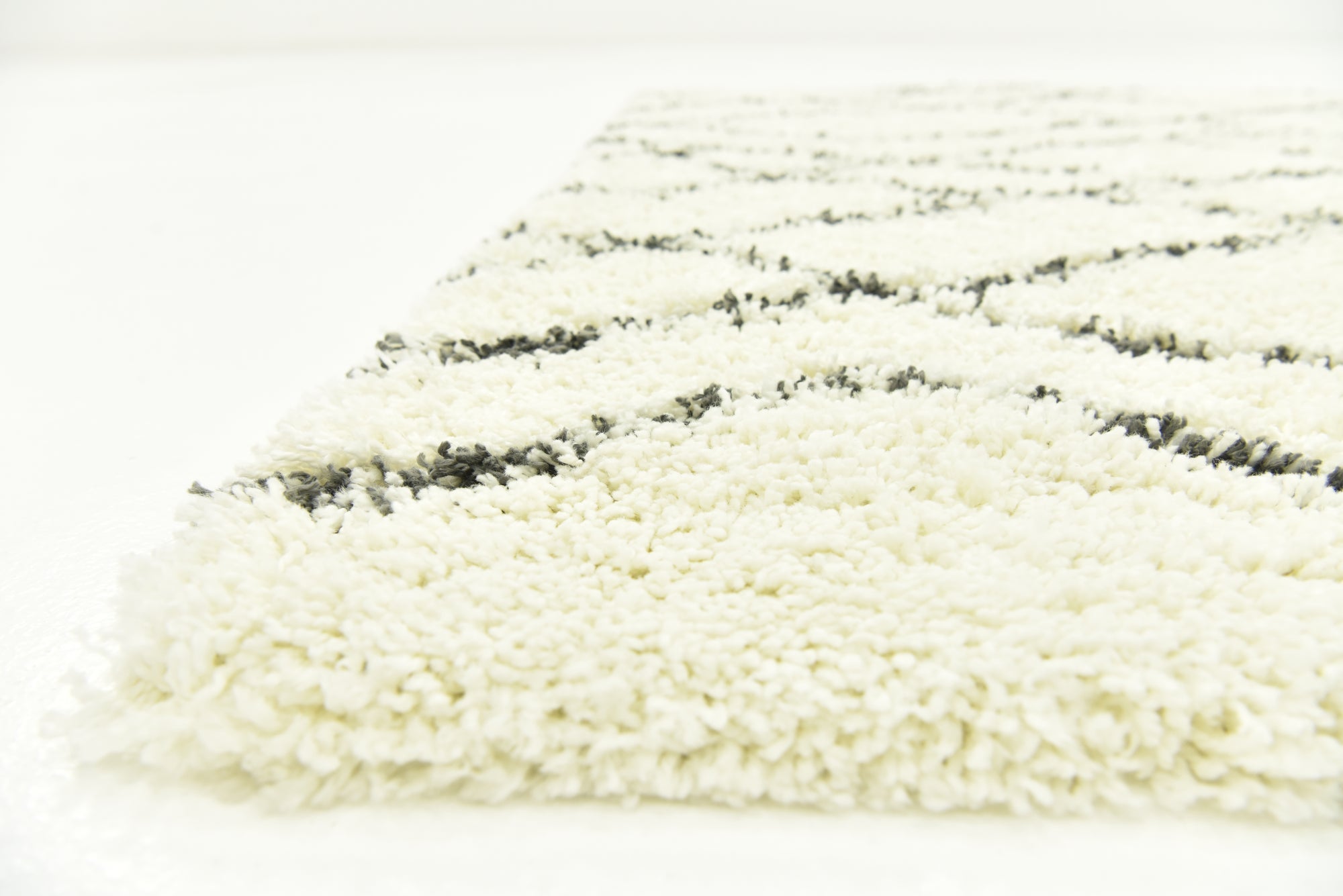 5' x 7' 5 Lagom Shag Rug