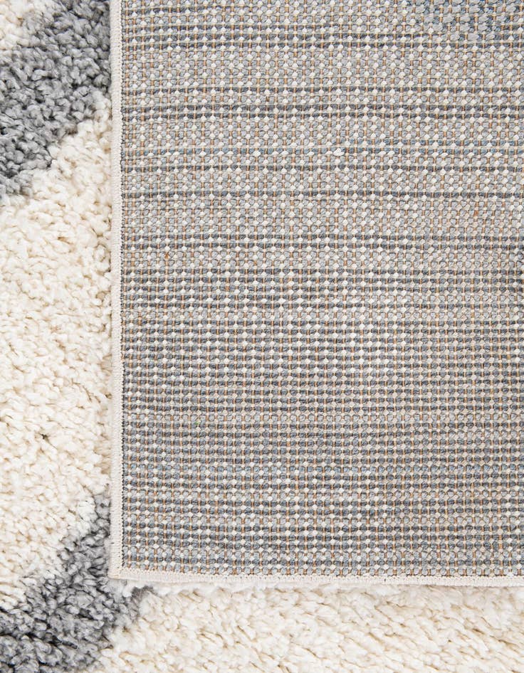 Detail image of 5' 3 x 7' 8 Lagom Shag Rug