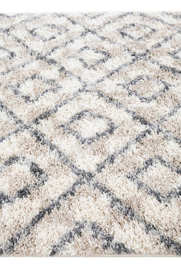 Detail image of 5' 3 x 7' 8 Lagom Shag Rug