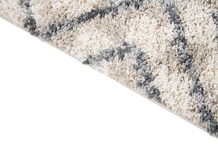 Detail image of 5' 3 x 7' 8 Lagom Shag Rug
