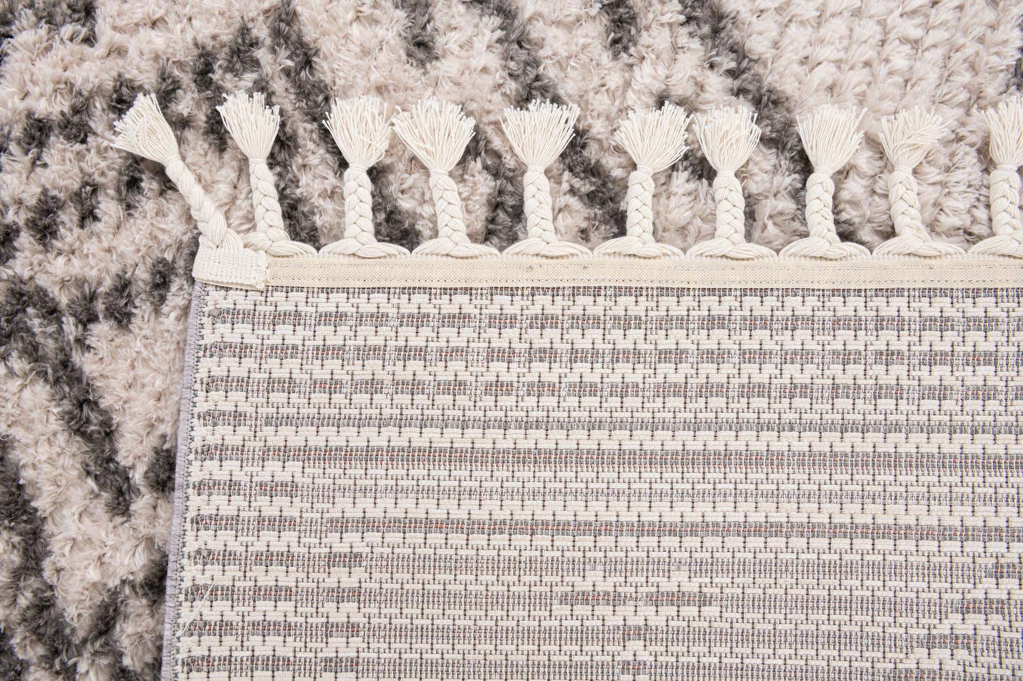 5' 3 x 7' 8 Lagom Shag Rug