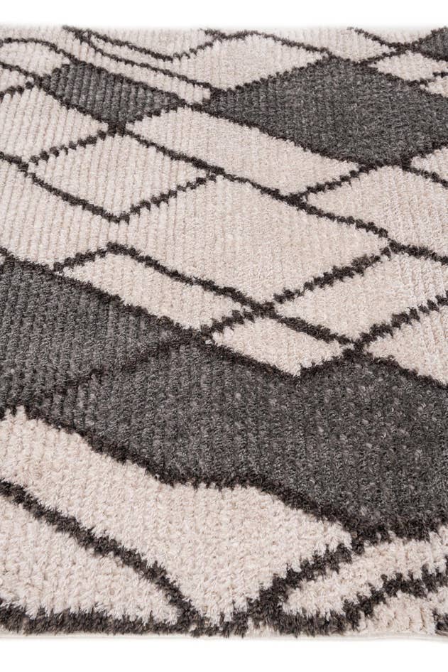 Detail image of 5' 2 x 7' 7 Lagom Shag Rug