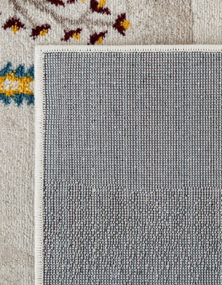 Detail image of 7' 10 x 10' Laguna Rug