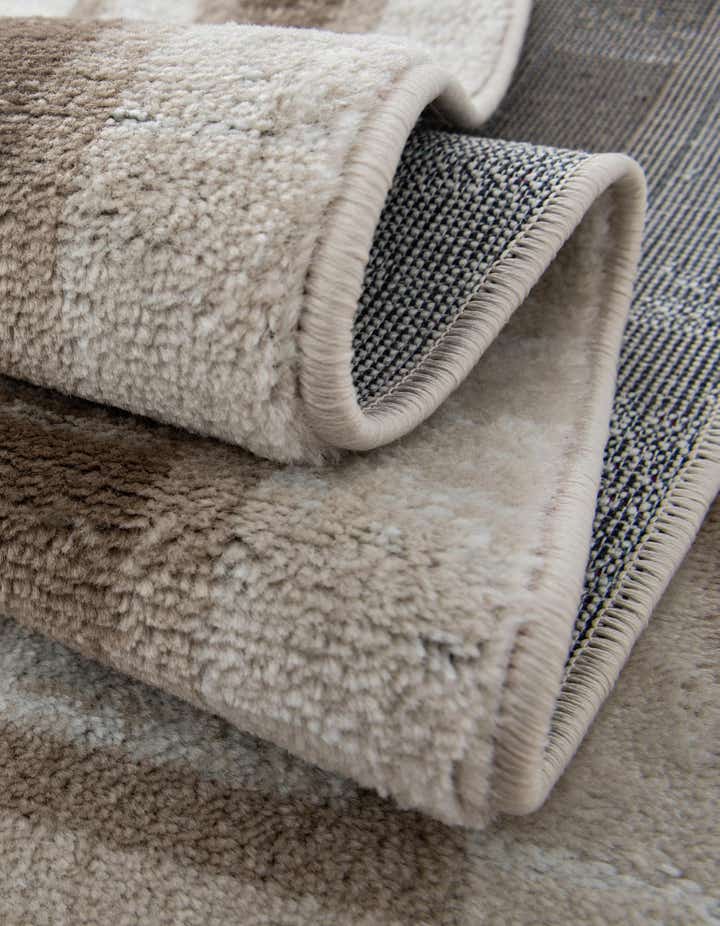 5' 3 x 8' Laguna Rug