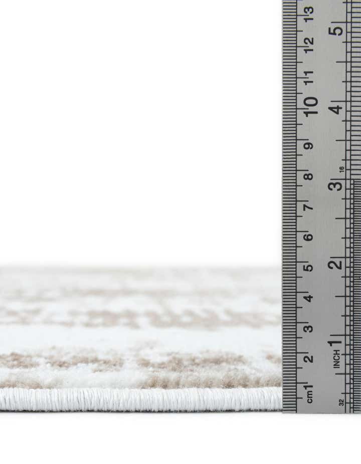 7' x 10' Laguna Rug