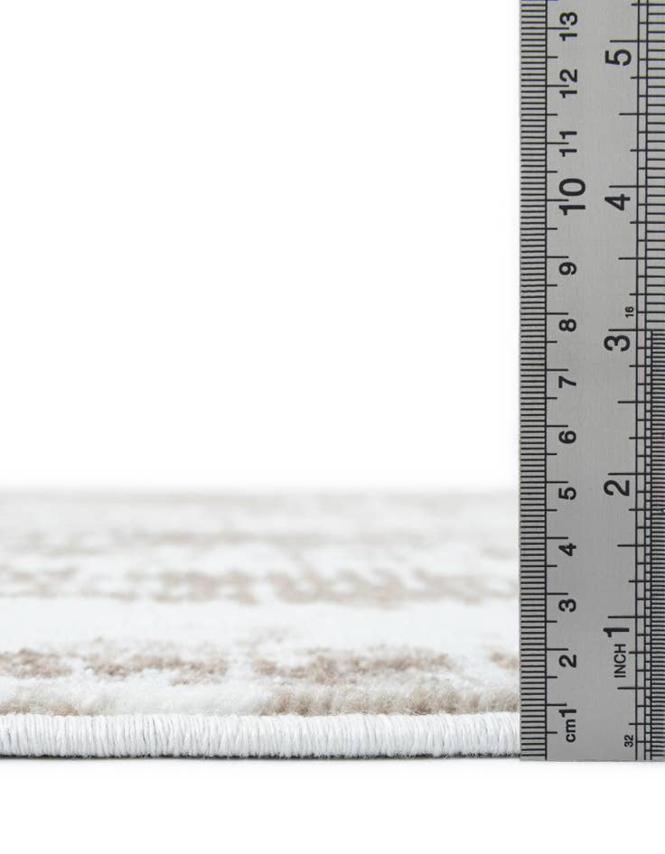 Detail image of 10' x 14' Laguna Rug