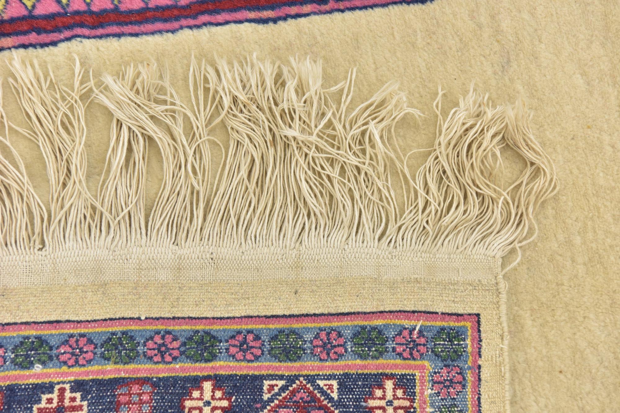 4' x 5' 10 Hand Knotted Lahour Oriental Wool Rug