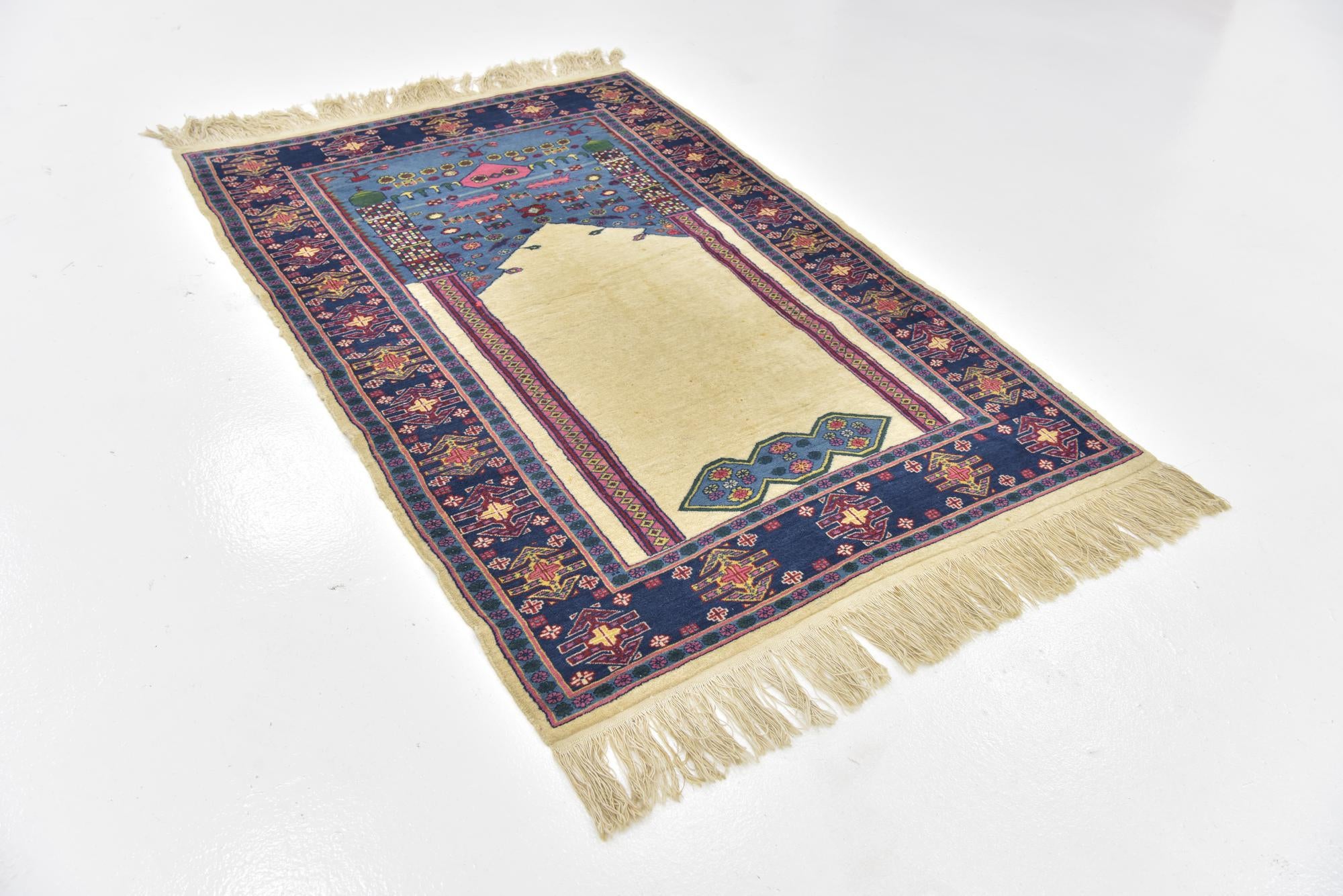 4' x 5' 10 Hand Knotted Lahour Oriental Wool Rug