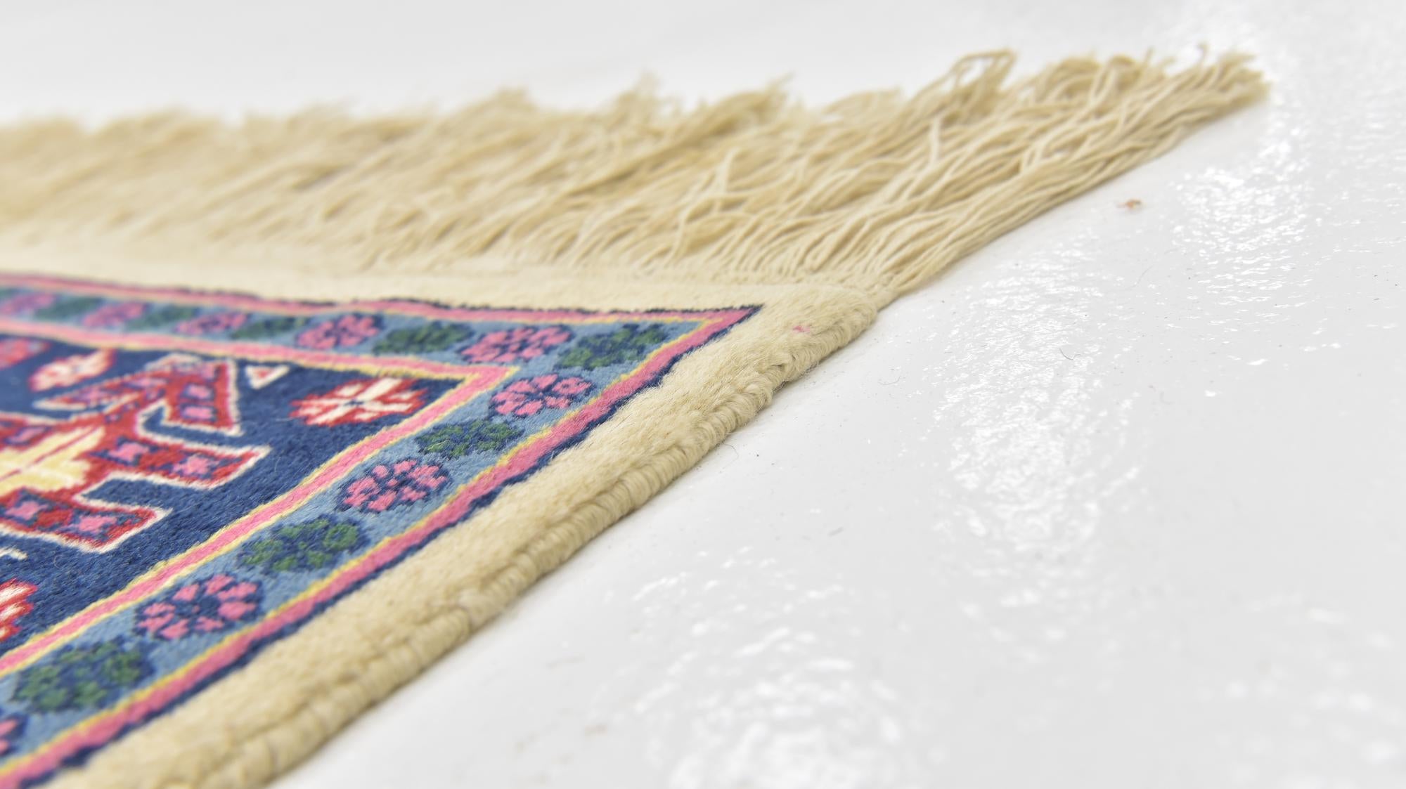 4' x 5' 10 Hand Knotted Lahour Oriental Wool Rug
