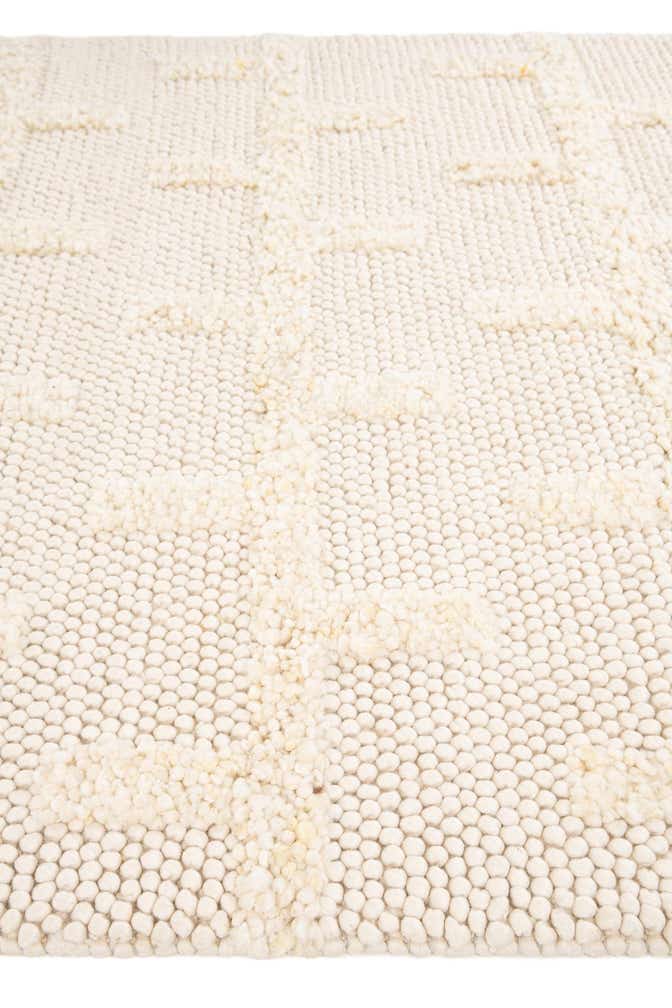 5' x 7' 8 Hand Woven Lana New Zealand Wool Rug