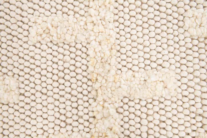 5' x 7' 8 Hand Woven Lana New Zealand Wool Rug