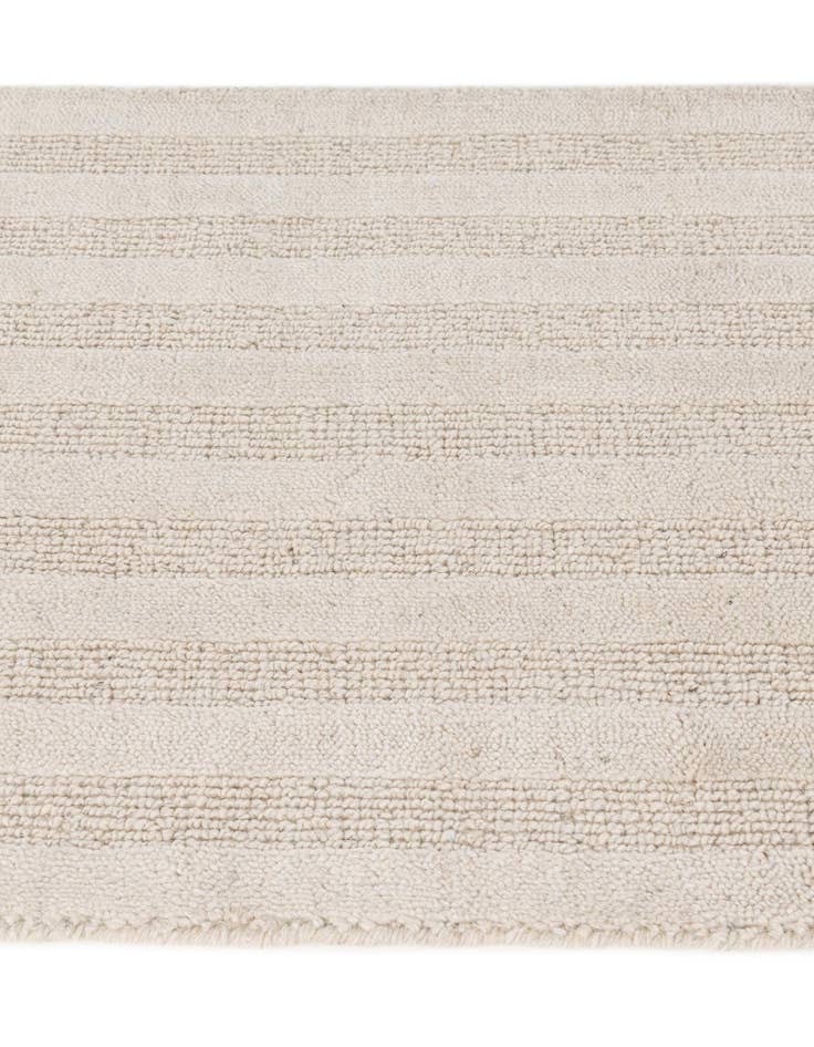 Detail image of 2' 1 x 3' 2  Hand Woven Lana New Zealand Wool Rug