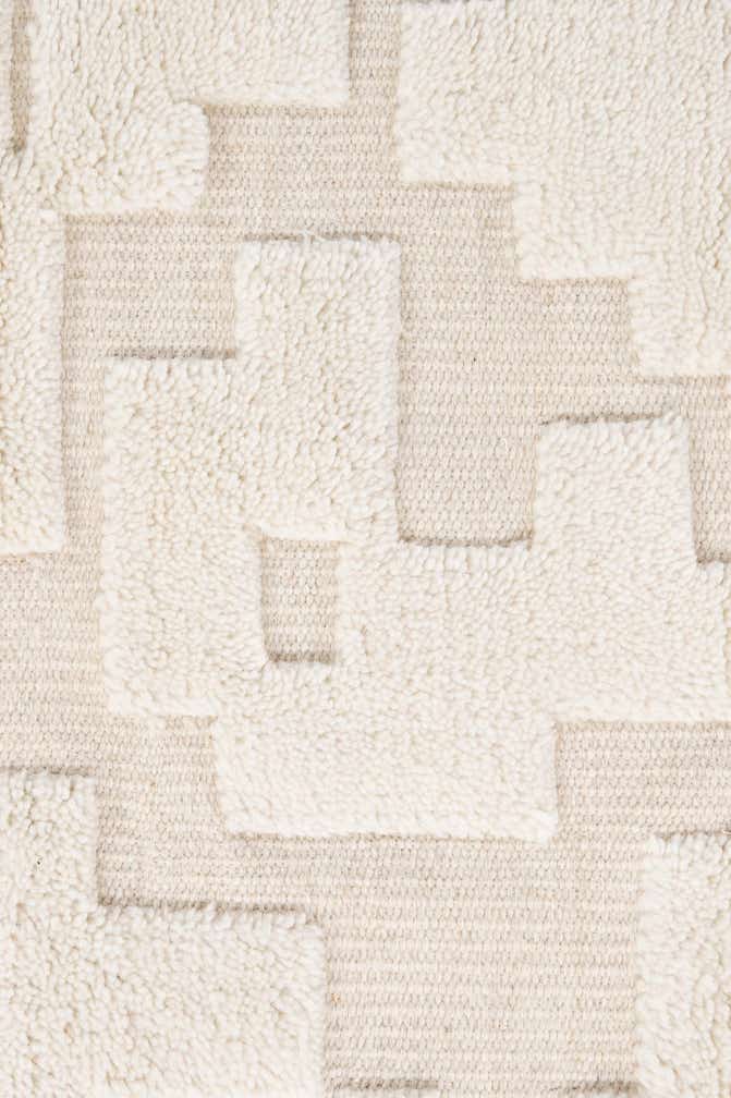 5' 2 x 8' 2 Hand Knotted Lana New Zealand Wool Rug