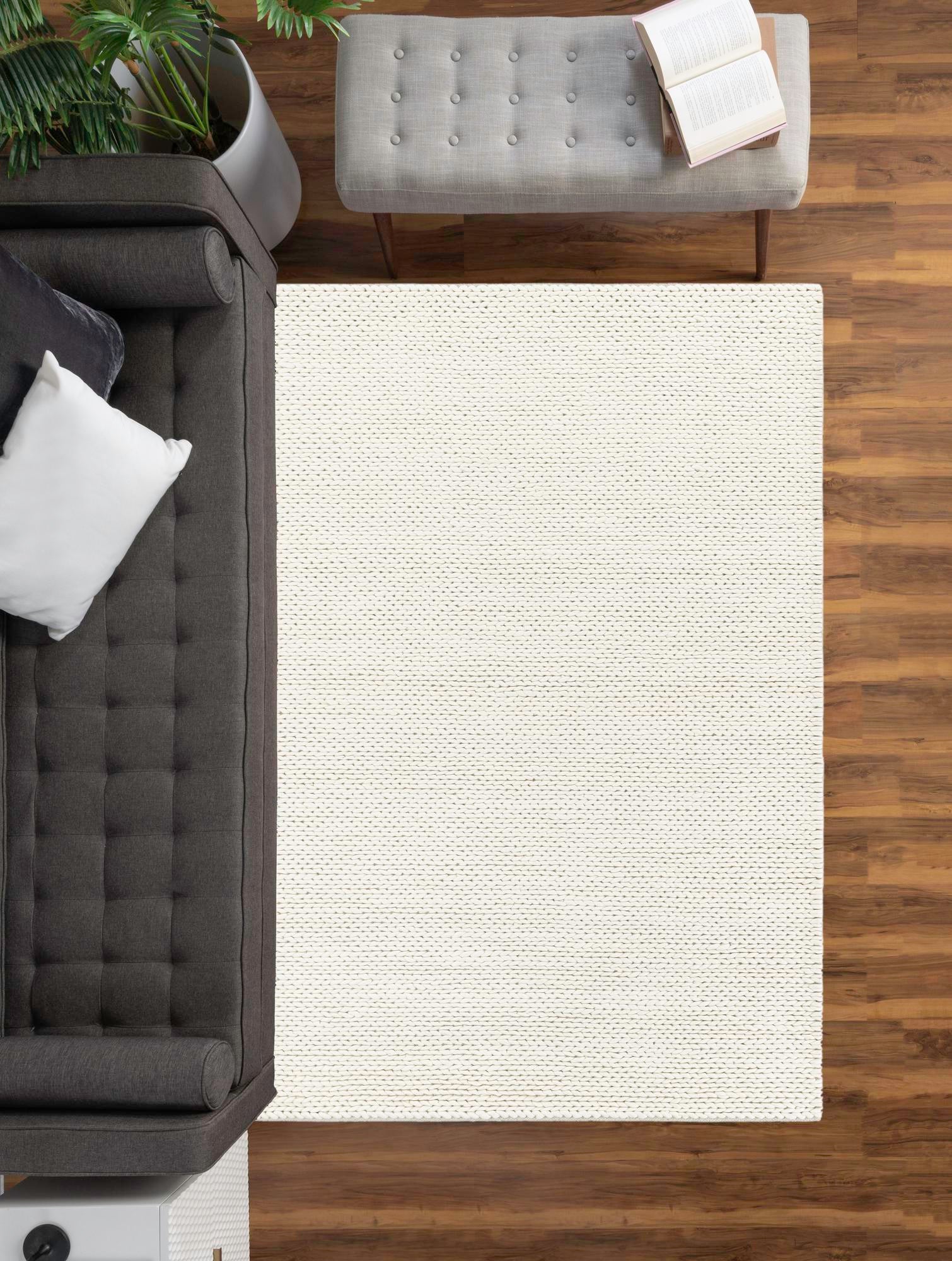 5' 1 x 8' Hand Woven Lana New Zealand Wool Rug