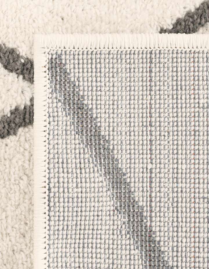 10' x 13' Lattice Frieze Rug