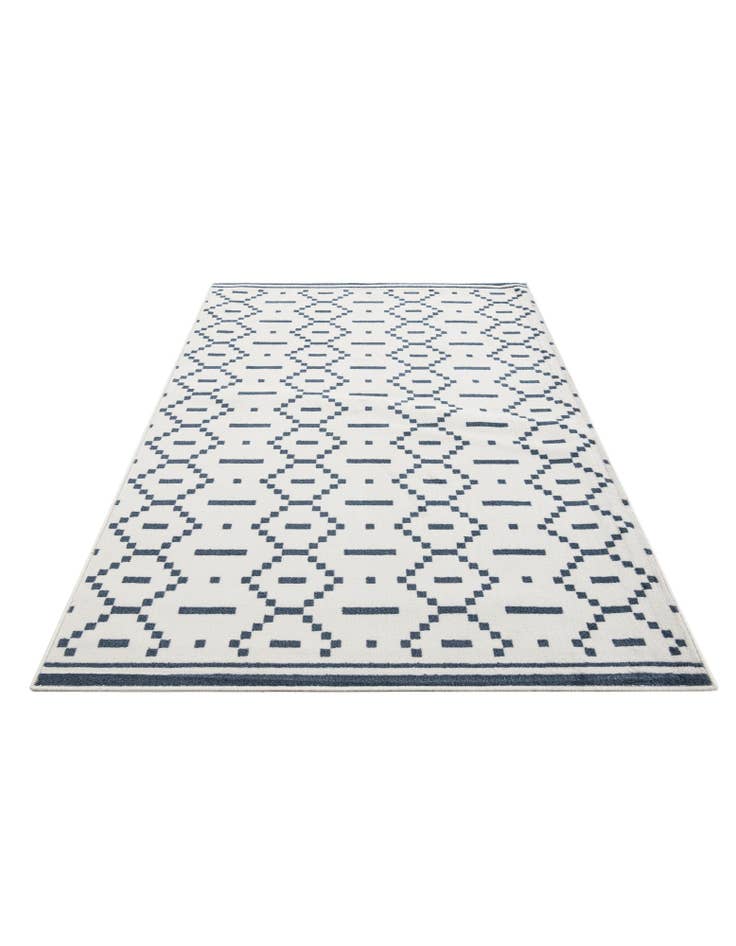 Detail image of 5' 3 x 7' 8 Lattice Rug