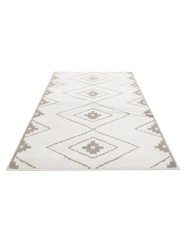 Detail image of 5' 3 x 7' 7 Lattice Rug