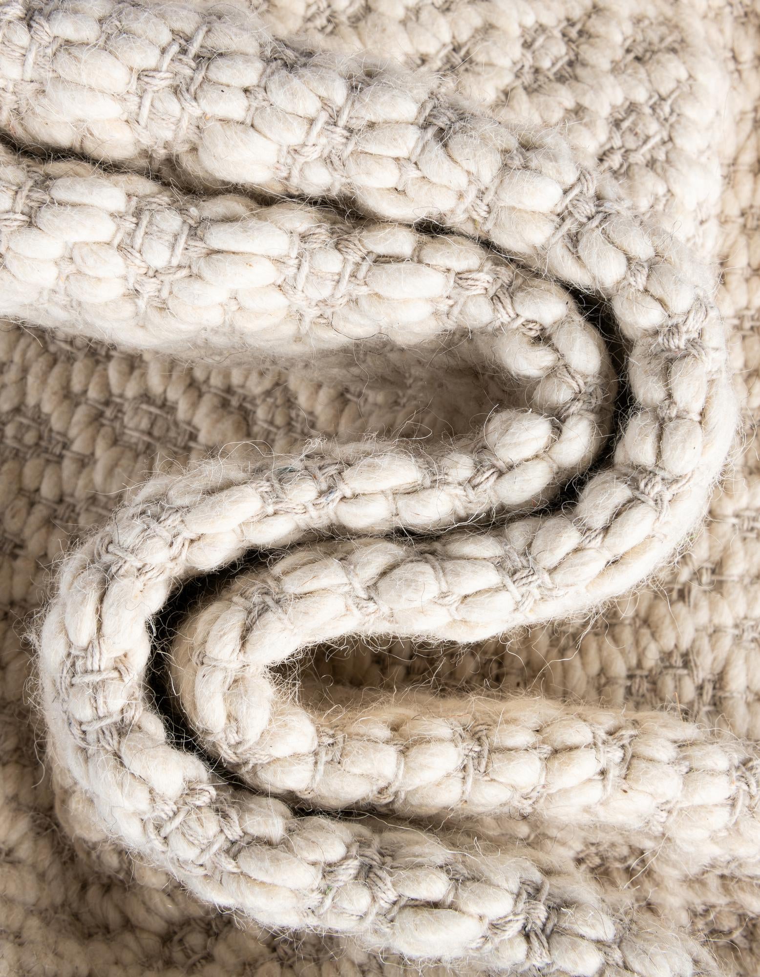 7' 10 x 10' Hand Woven Lattice Wool Rug