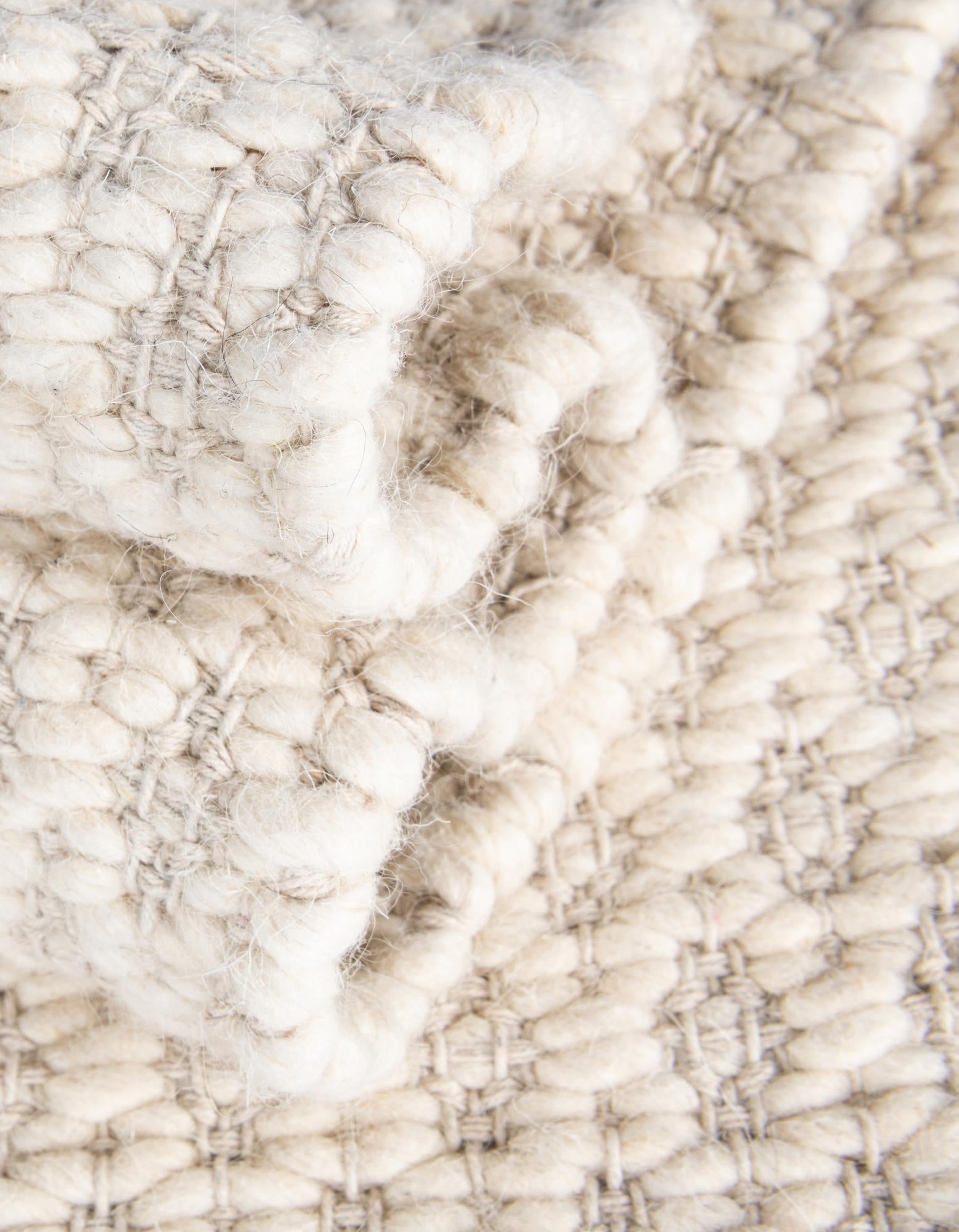 7' 10 x 10' Hand Woven Lattice Wool Rug